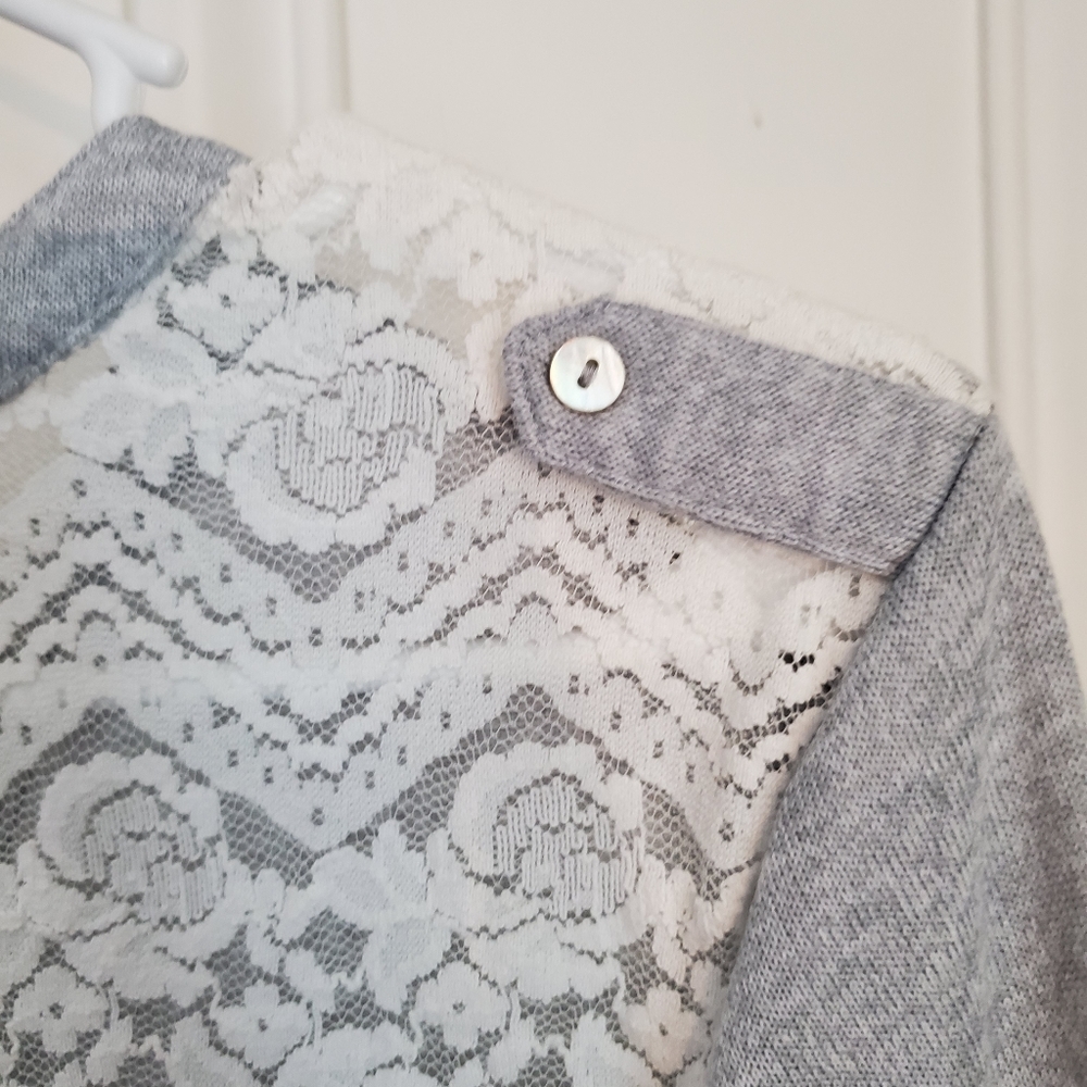 Quarter sleeve Blouse - Picture 5 of 6